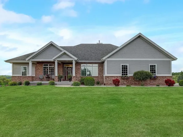 W5398 Windmill Ridge Road, New Glarus, WI 53574