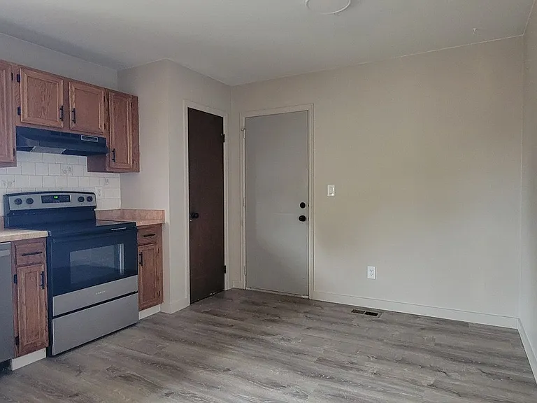 608 Harding Ave — Photo 8