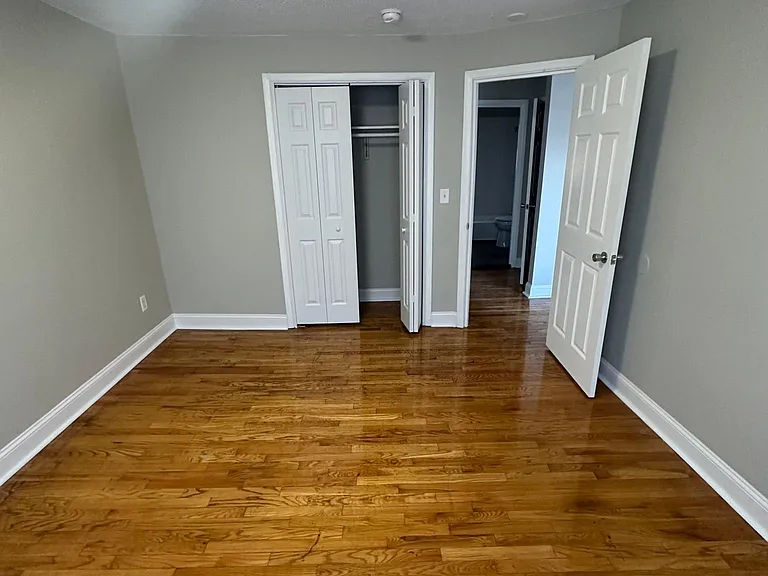 323 Quinnipiac Ave #3 — Photo 5