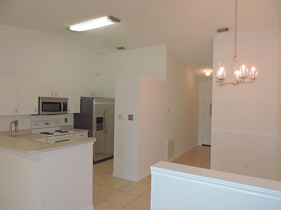 5th image of 3791 Town Square Blvd #49