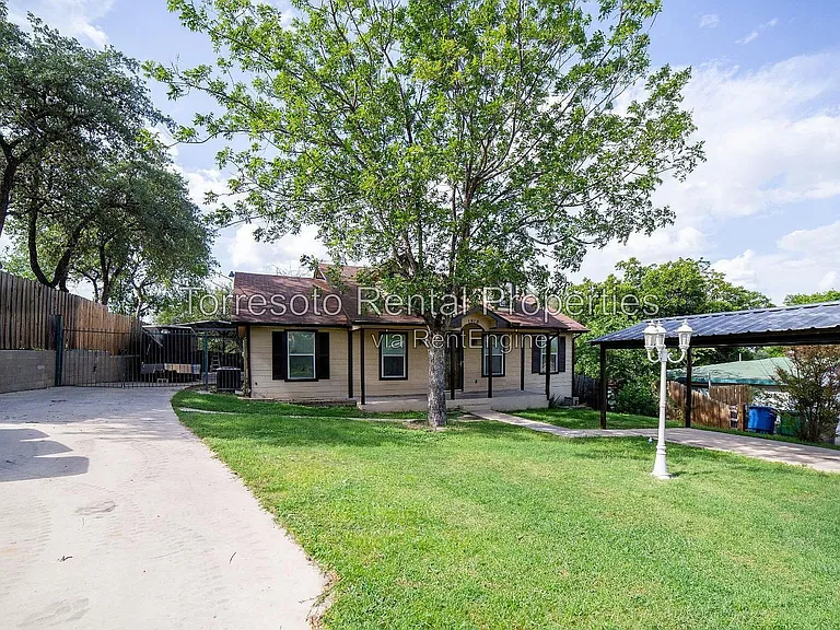 1919 E Highland Blvd — Photo 3