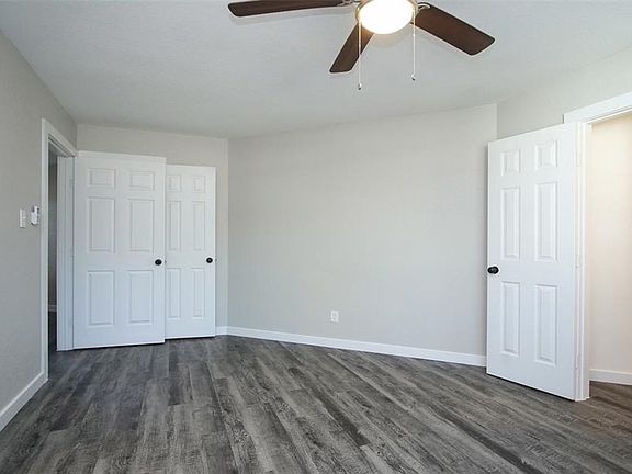 2nd image of 5201 Crawford St #5