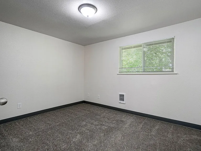 Erin Court Apartments - Call today for a tour ! — Photo 30