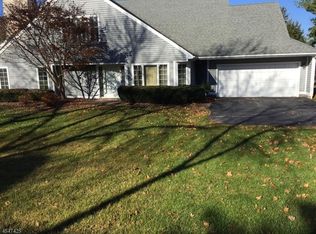 20 Ridge Dr, Montville, NJ 07045