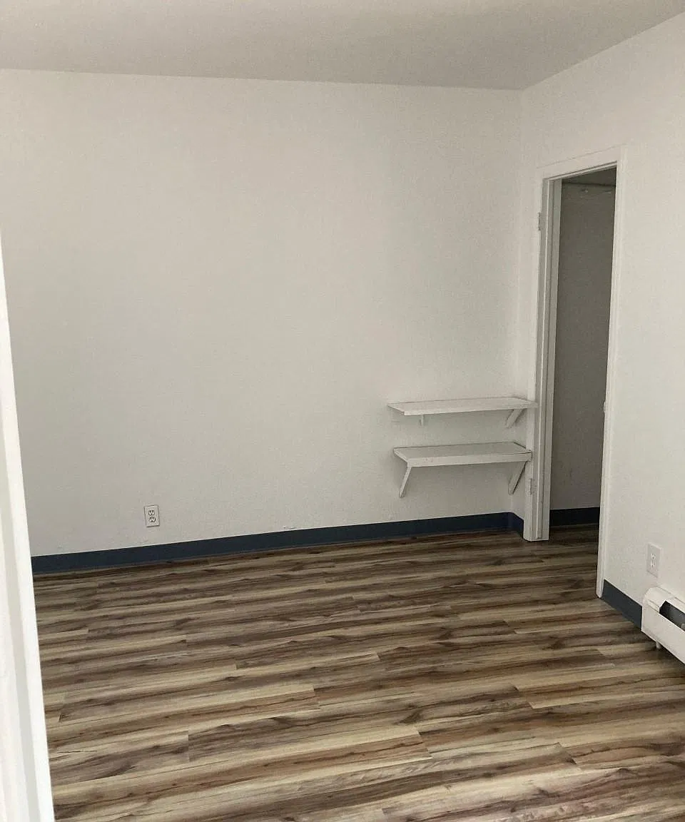 2 bed, 825 sqft, $1,200 — Photo 3