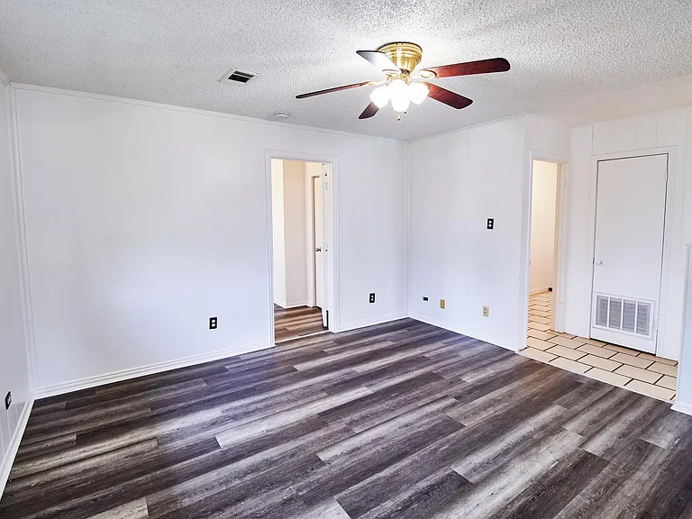 1504 Sherman Dr #701 — Photo 8