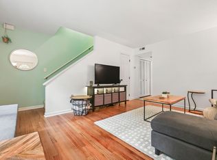 371 Umstead Dr, Chapel Hill, NC 27516