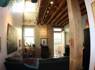 9152 W Bluemound Rd, Milwaukee, WI 53226