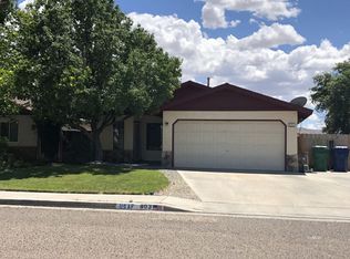 803 White Oak Dr, Ridgecrest, CA 93555