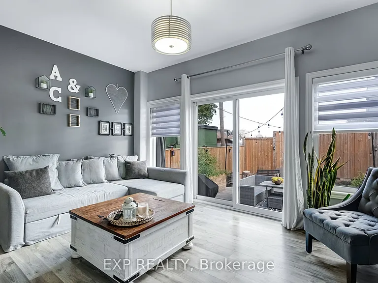 688 Dunn Ave — Photo 3