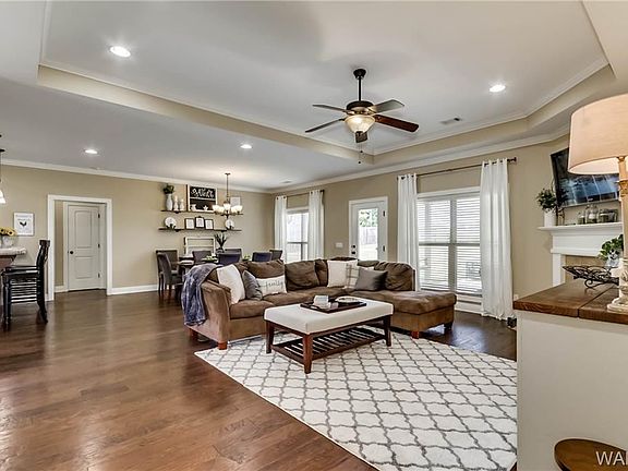 2nd image of 11715 Belle Meade Cir