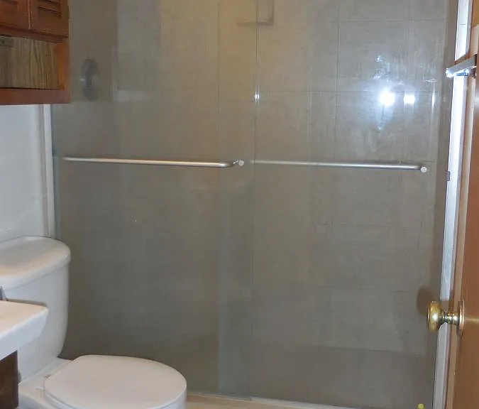 1806 S Hardy Dr — Photo 4