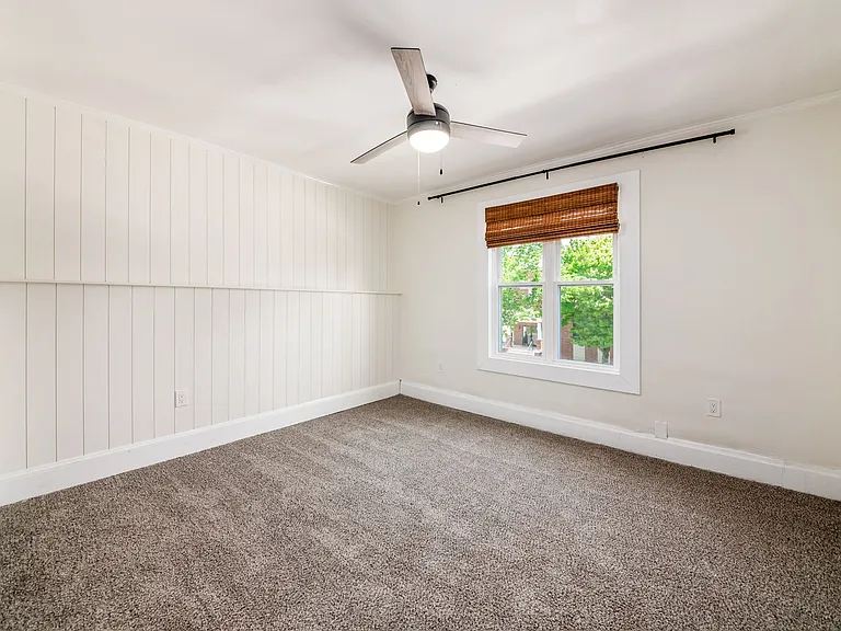 997 Oakwood Ave — Photo 12