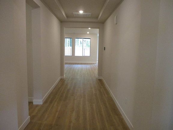 3rd image of 5332 Thornhill Ave SW