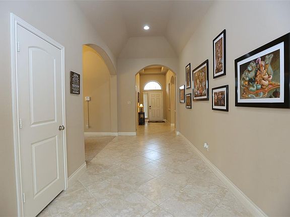 4th image of 2419 Lost Bridge Ln