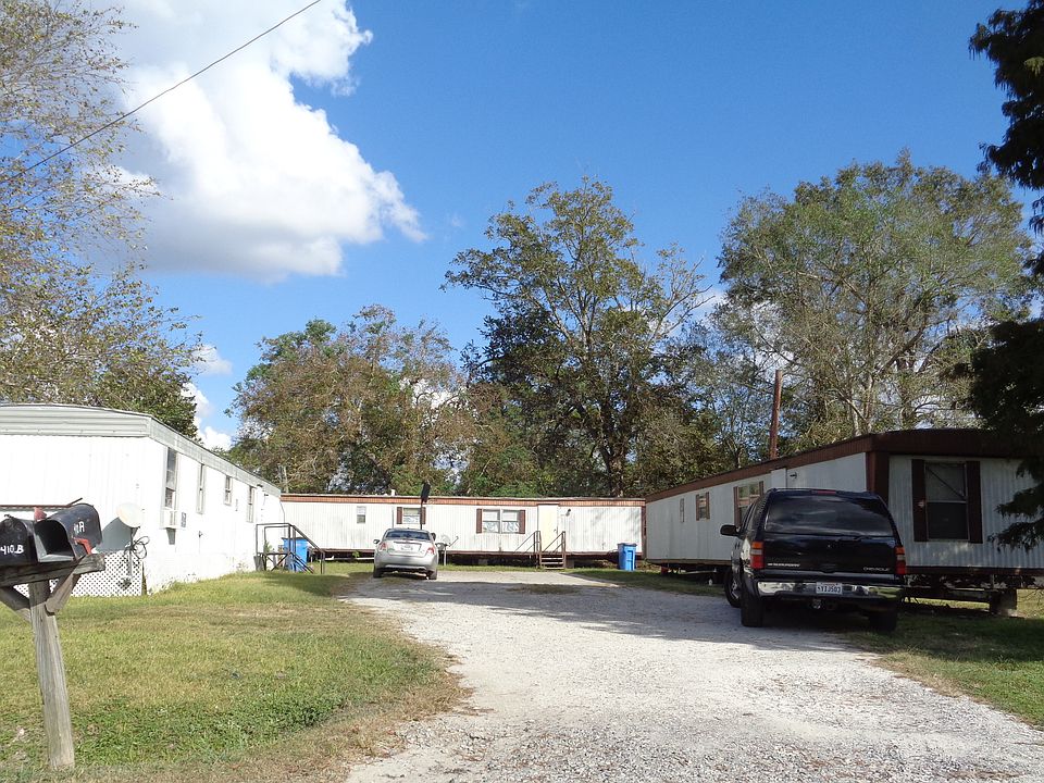 1st image of 410 Canal Dr