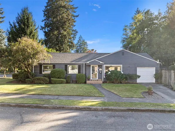 306 Stanford Street, Fircrest, WA 98466