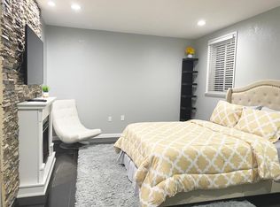 2250 E 20th St #2, Oakland, CA 94606