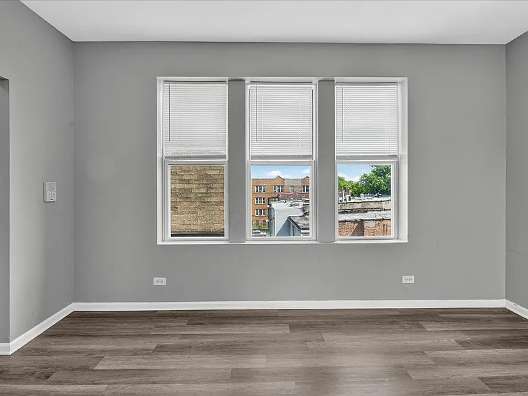 1854 S Central Park Ave #1852-3E — Photo 16