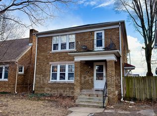 604 Bryn Mawr Blvd, Springfield, IL 62703