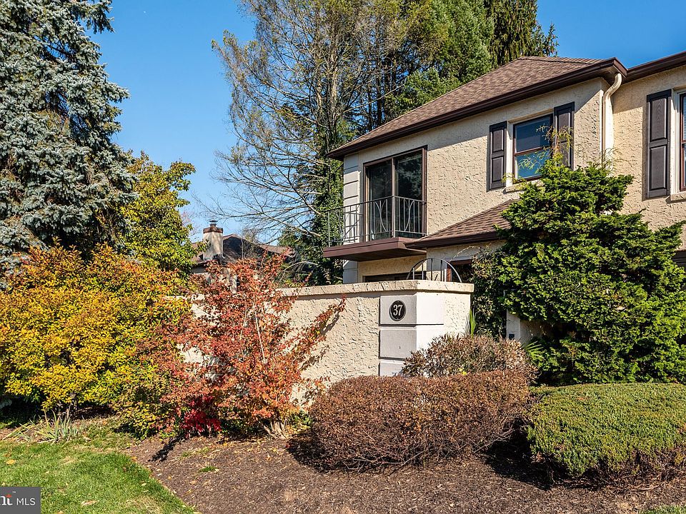 37 Parkridge Dr Bryn Mawr PA | Zillow