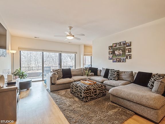 5th image of 1027 Deerfield Pl #1