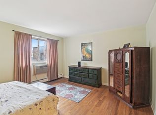 1415 W Lunt Ave APT 303, Chicago, IL 60626