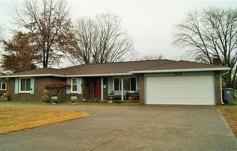 1st image of 1529 Robin Hood Dr