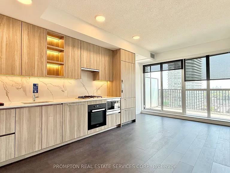 68 Esther Shiner Blvd #916 — Photo 3