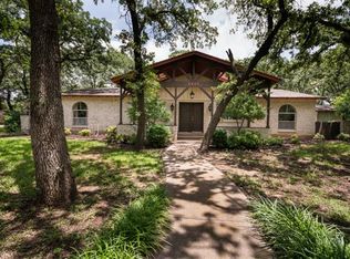 4409 Kelly Elliott Rd, Arlington, TX 76017