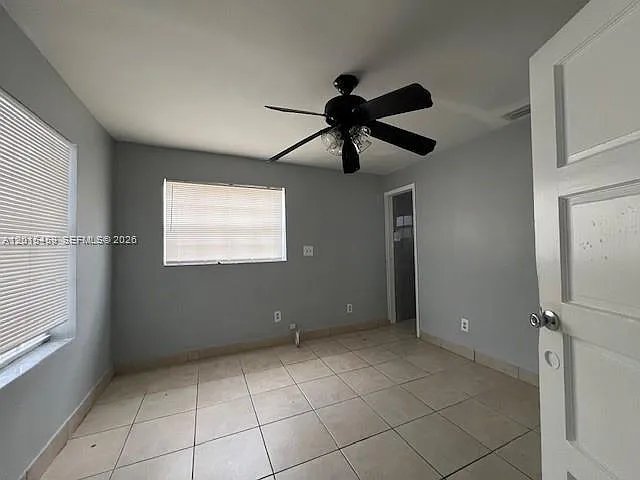 732 Moffett St #4A — Photo 16