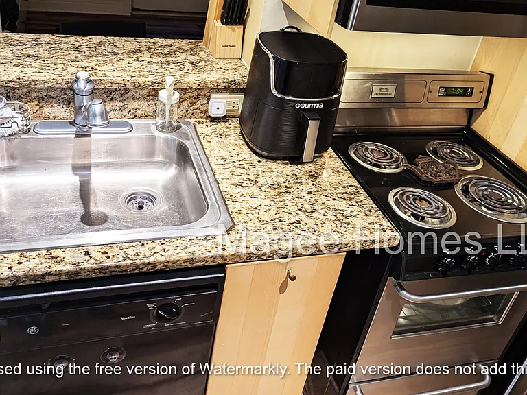 37 Hiawassee St #W201 — Photo 10
