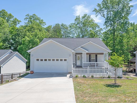 3rd image of 298 N Orchard Dr