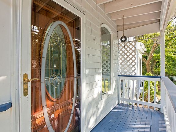 4th image of 25 Craigville Beach Rd