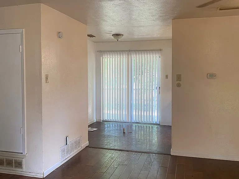 4150 Robertson Dr — Photo 3