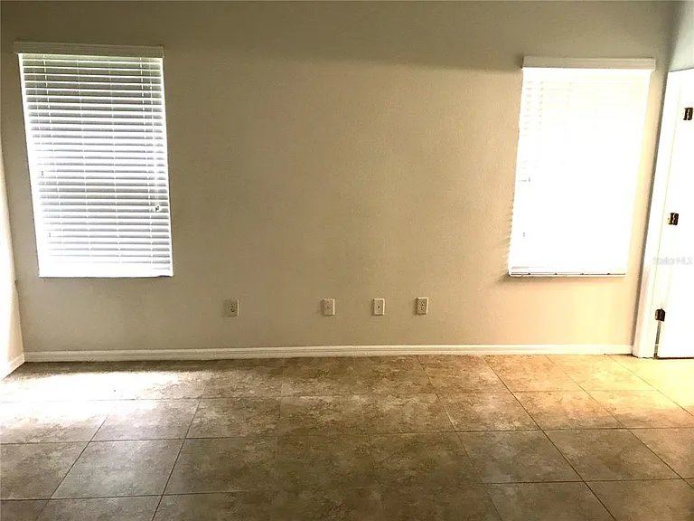 1724 Riveredge Rd — Photo 9