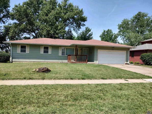2245 SW Belle Ave, Topeka, KS 66614