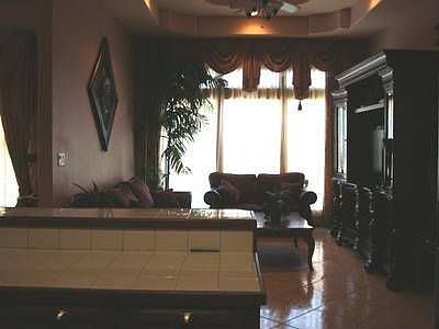 5th image of 404 Judean Ln