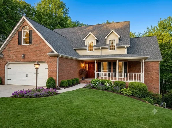 9428 Lazy Circles Dr, Ooltewah, TN 37363