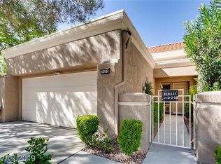 2405 Desert Butte Dr, Las Vegas, NV 89134