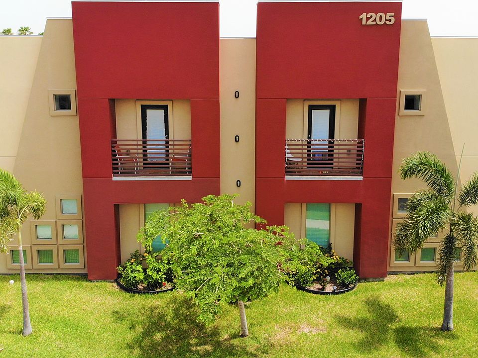 1st image of 1205 E Daffodil Unit D