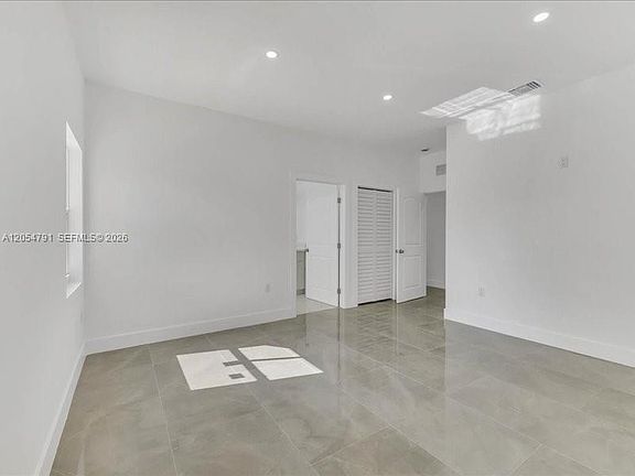 5th image of 1541 44th Ave