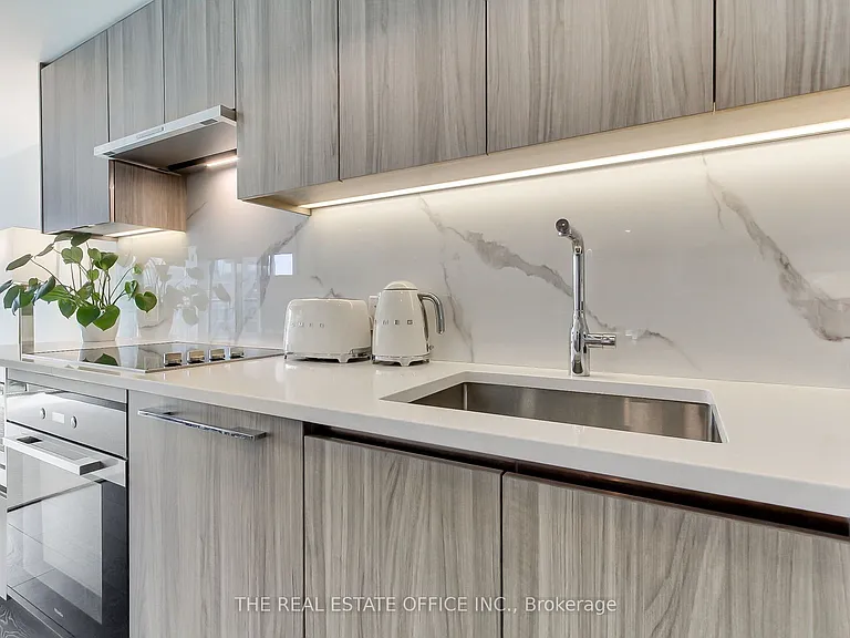 1 Concord Cityplace Way #611 — Photo 10