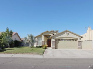 580 N Gonzalez Dr, San Luis, AZ 85336
