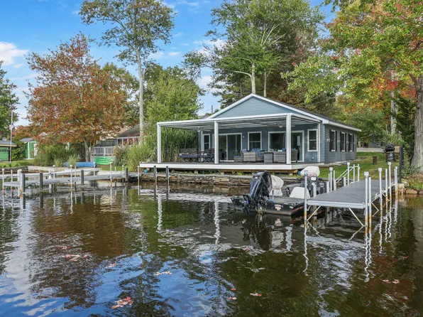 4 Loyola Road Extension, Woodstock, CT 06281