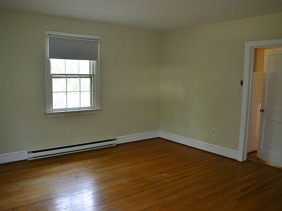 3rd image of 1311 Bellevue Ave