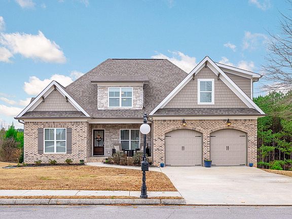 2nd image of 12901 Blakeslee Dr #80