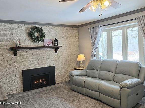3rd image of 576 Arnold Drive
