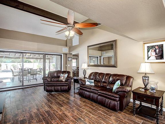 5th image of 10948 N 111th Pl