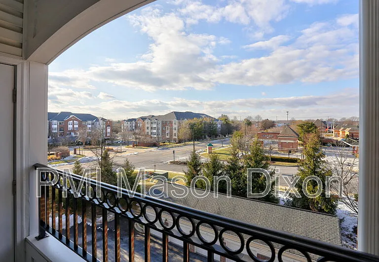 5801 Clipper Ln #404 — Photo 17